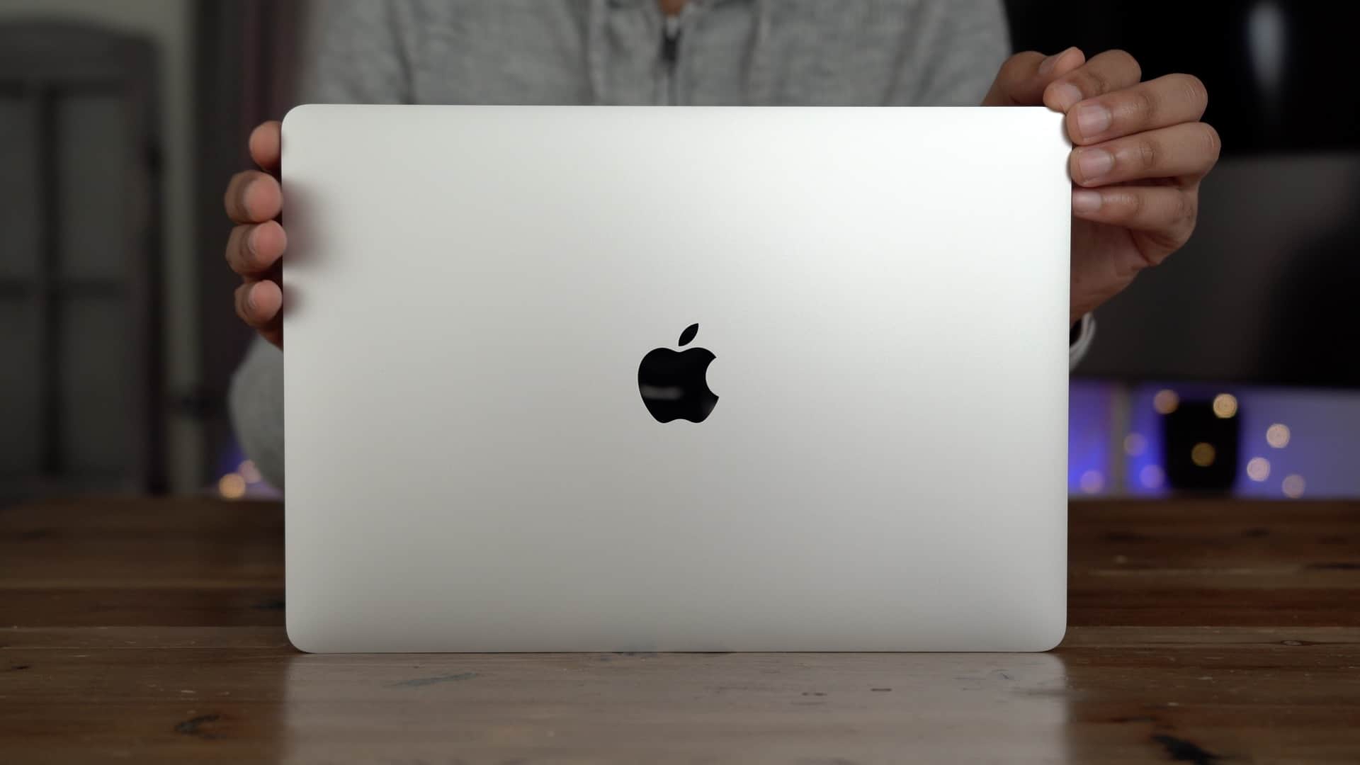 Cách kiểm tra Macbook Cũ